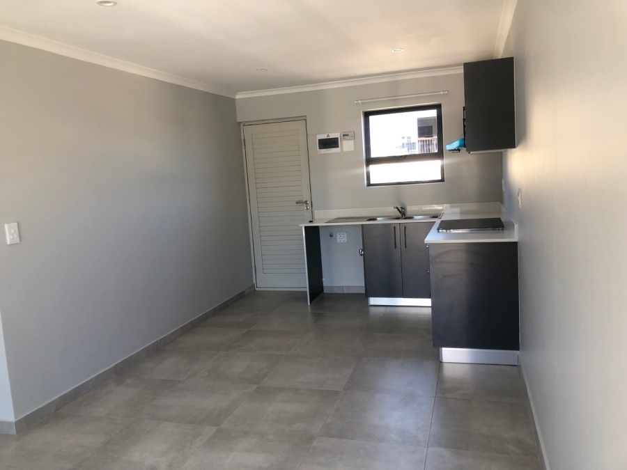 2 Bedroom Property for Sale in Parklands East Western Cape